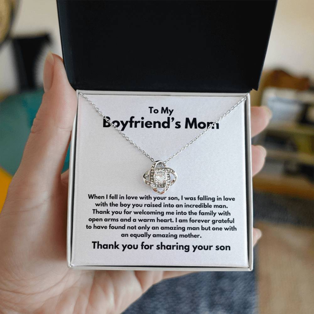 To Boyfriend's Mom Gift Forever Grateful Knot Necklace