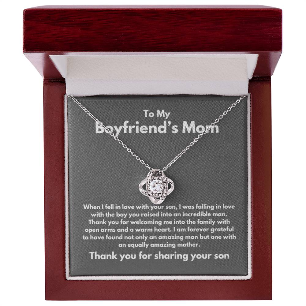 To Boyfriend's Mom Gift Forever Grateful Knot Necklace