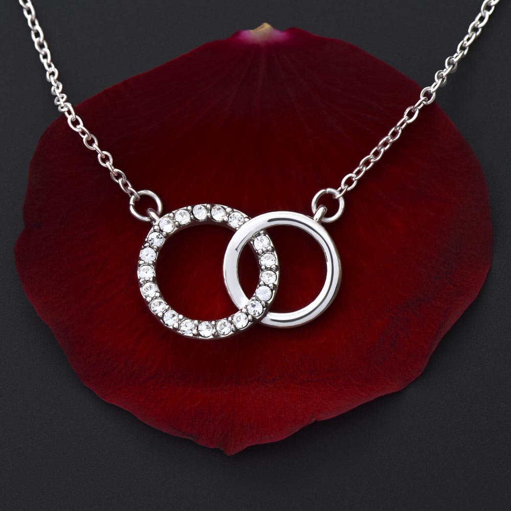 Circle Link Neckace, Girl Scout Gift, Girl Scout Necklace, Girl Scout Gifts, Girl Scout Jewelry, Girl Scout Leader Gift, Girl Scout Gold Award Gift, Gold Award